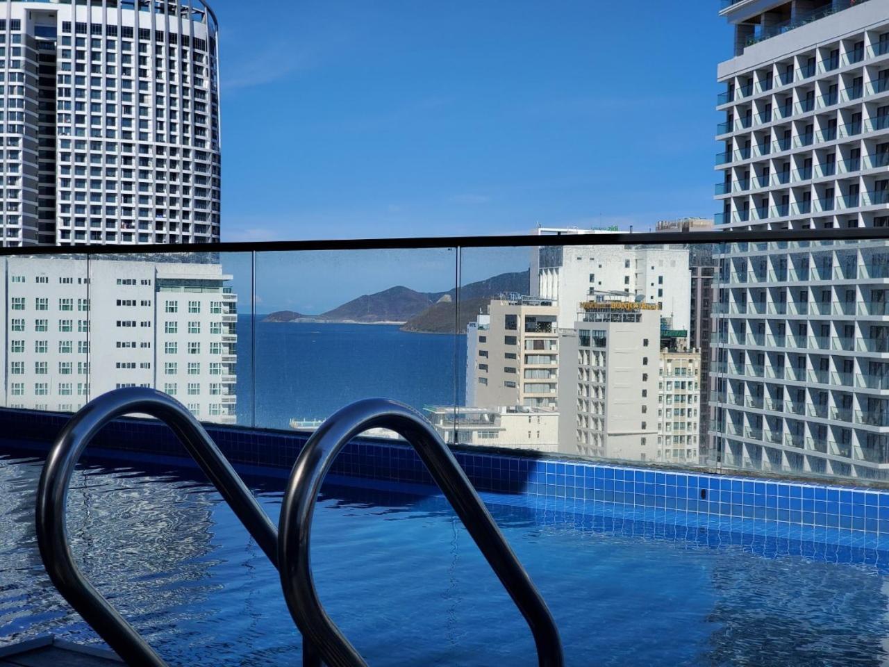 Ivy Hotel Nha Trang Exterior photo