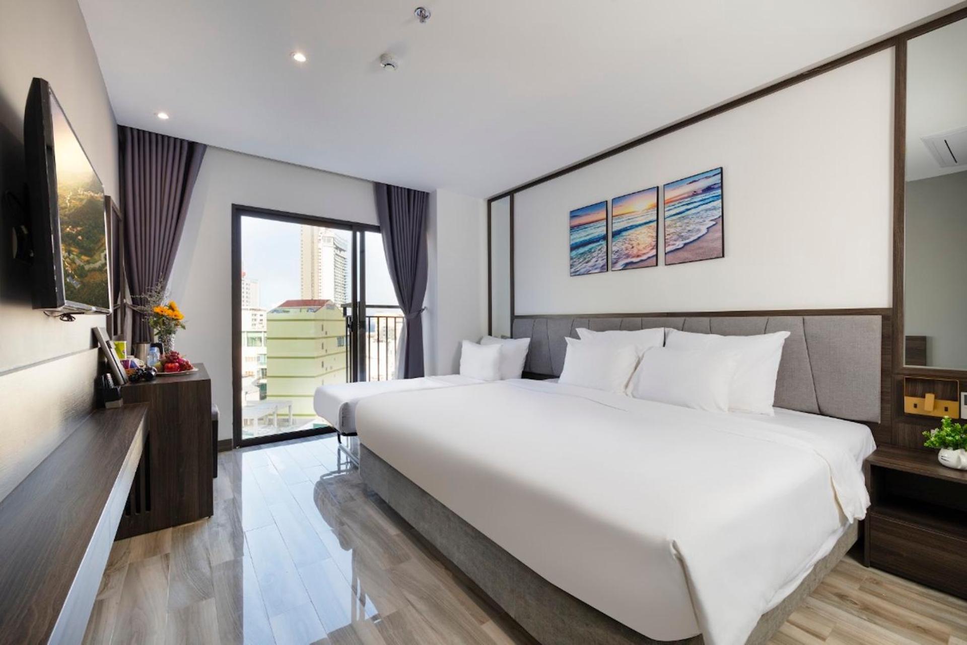 Ivy Hotel Nha Trang Exterior photo