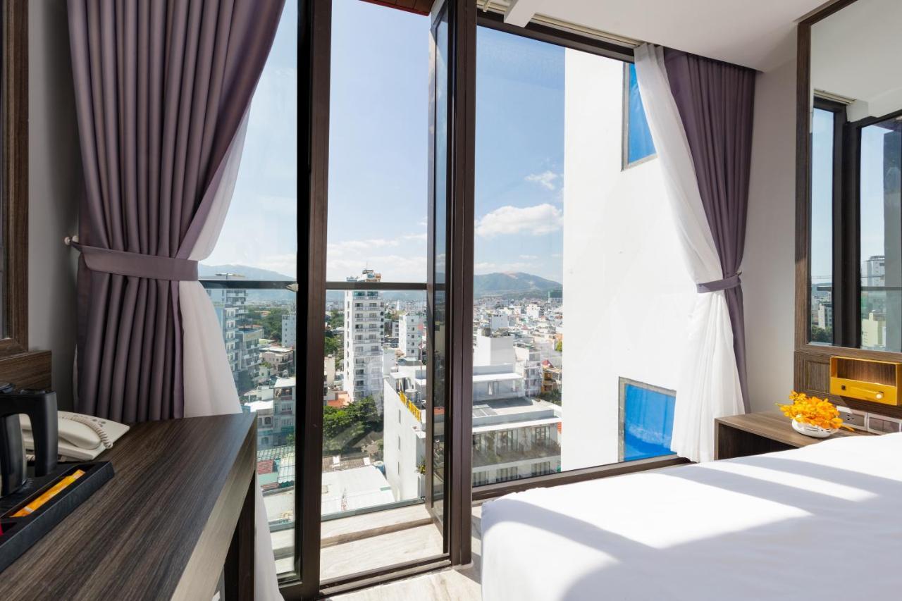 Ivy Hotel Nha Trang Exterior photo